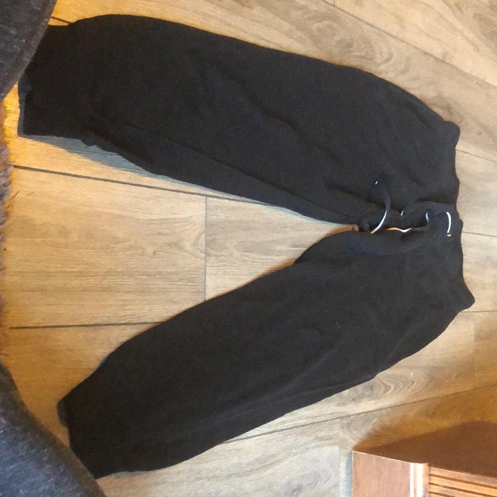 Black sweatpants